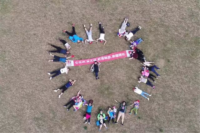 乾港集團高層草原自駕游